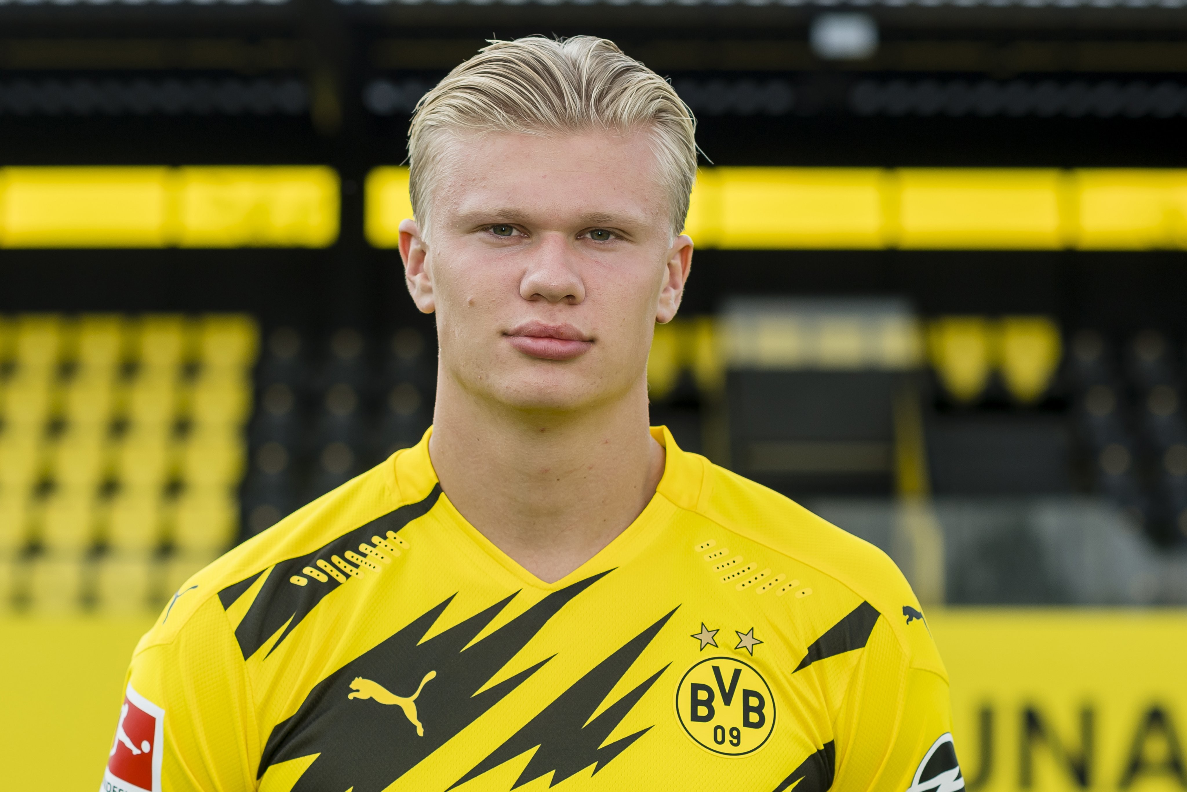 点射+助攻，B费再次当选曼联球迷票选的队内最佳球员