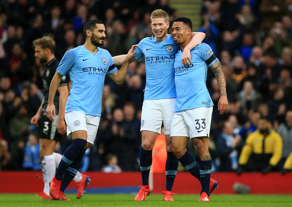 体坛：多家中超球队有意全北队长朴镇燮，浙江队目前最接近（体坛：全北队长朴镇燮获多家中超球队青睐，浙江队领跑争夺）