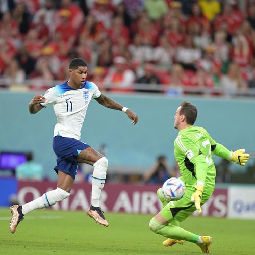 弟媳发布和内马尔合照，引发弗鲁米嫩塞球迷猜测其加盟热潮