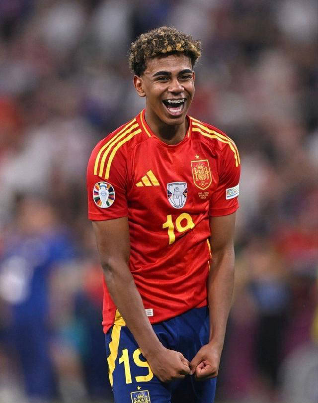 马特乌斯：施洛特贝克去其他队能赚更多，但多特的前景非常棒