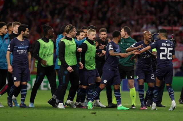 0-1！欧冠头号伪强队现形：第88分钟被点球绝杀！连续输给5大豪门（0-1告负！欧冠“伪强队”原形毕露：第88分钟点球遭绝杀，连负五大豪门）