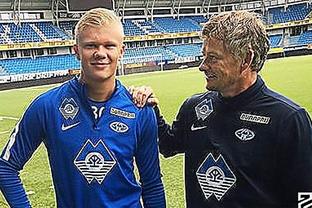 马克西表现不佳，本赛季得分首场不足20分