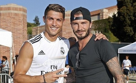 美记：活塞有意得到浓眉，可提供艾维&哈里斯&选秀权筹码