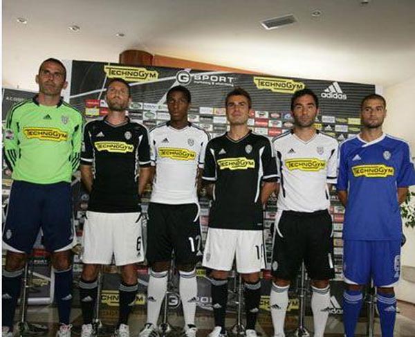 59球24助，克雷桑自登陆中超以来参与进球为同期所有球员最高（59球24助！克雷桑中超同期参与进球数第一）