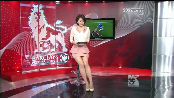 连续3场欧冠进球，17岁小将卡尔当选拜仁3-1葡体全场最佳（欧冠三连斩！17岁新星卡尔当选拜仁3-1击败葡体一役全场最佳）