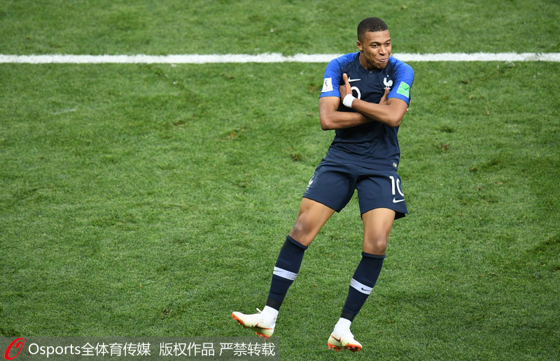 门将：兄弟，你别这样吓我