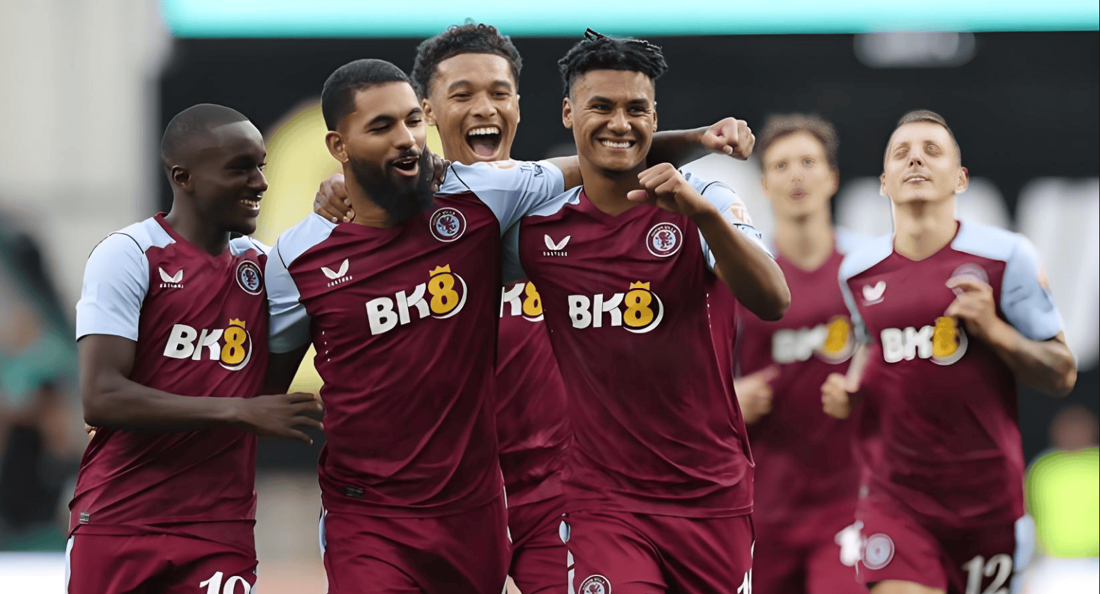 哈兰德自英超首秀以来13次中框，同期仅次于努涅斯和B费（英超处子秀至今，哈兰德已13次击中门框，仅落后努涅斯与B费）