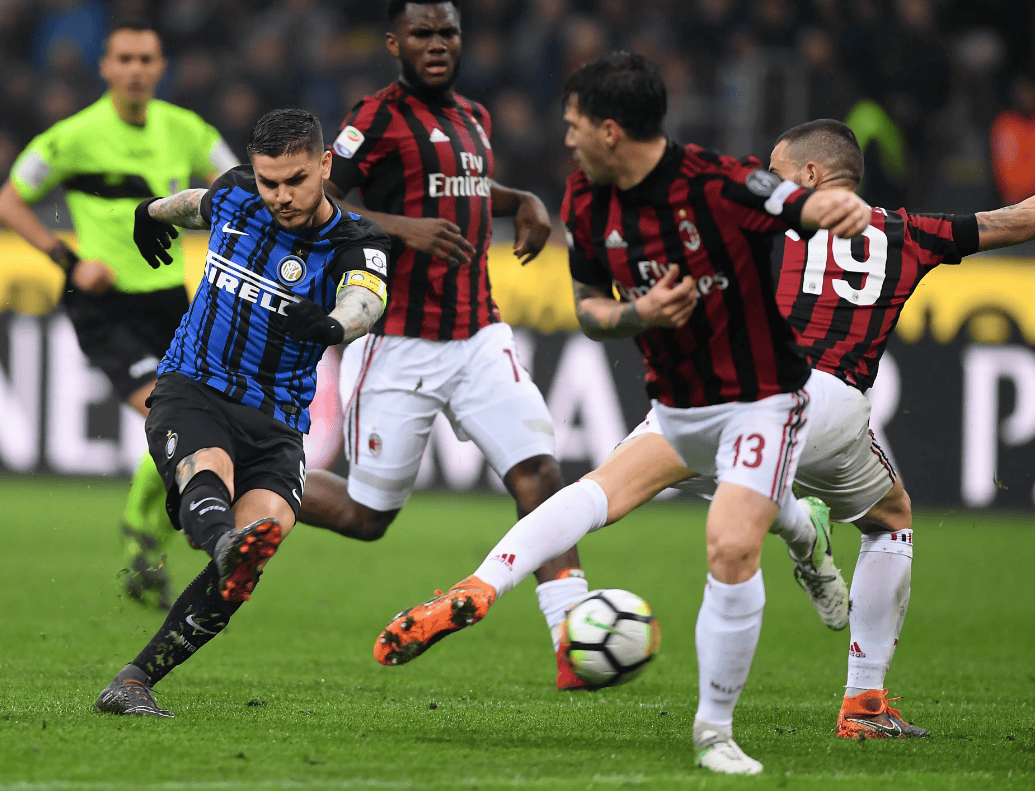 一位重病球迷被邀请看阿贾克斯的比赛，但因病情恶化未能实现