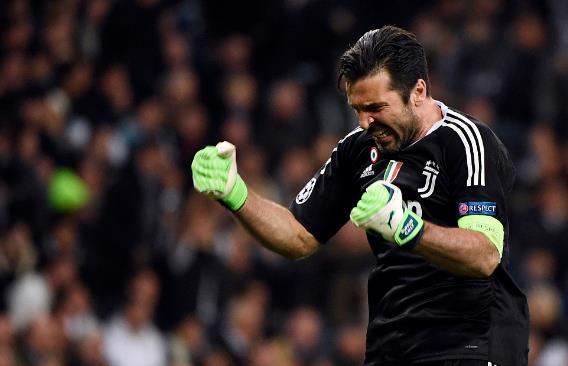 足球德国队主帅回应质疑：球队需要时间重建