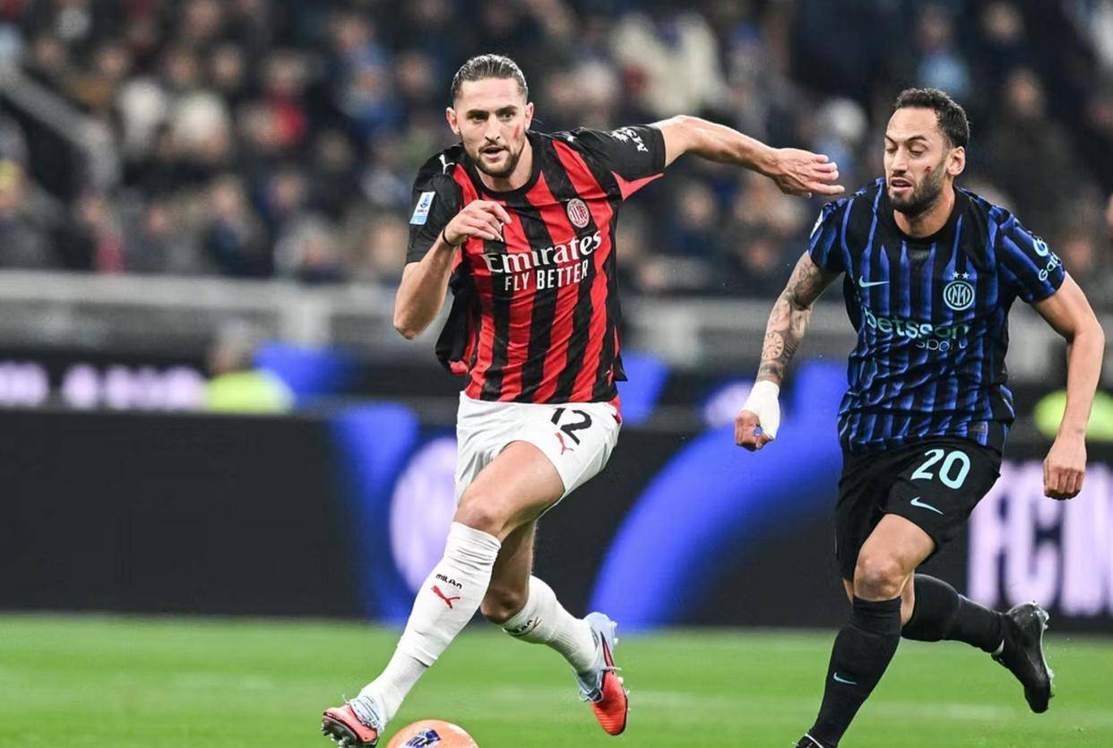 国脚连续两场关键进球