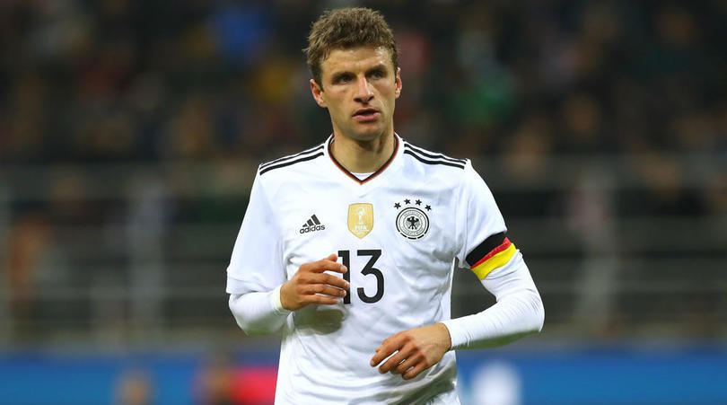 五大联赛周末看点：西甲意甲迎榜首大战 谁掉队？（周末五大联赛前瞻：西甲、意甲榜首对决，谁会掉队？）