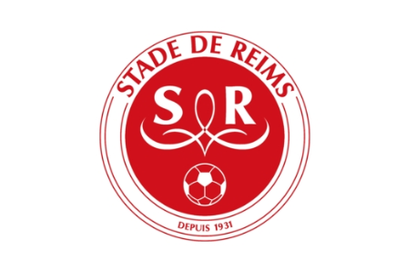 中超：上海海港3-2击败长春亚泰（中超：上海海港3-2险胜长春亚泰）