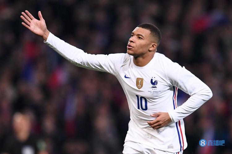 湖人詹姆斯关键发挥险胜76人，刷新个人40岁后得分纪录，豪取17胜稳居西部第二。