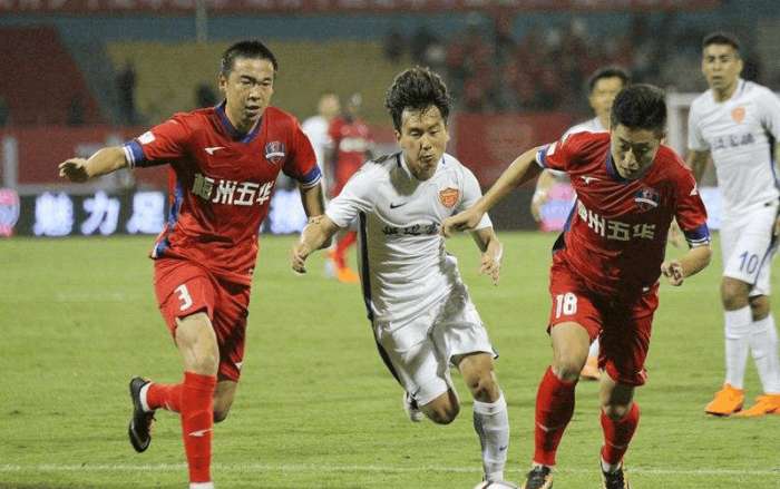 全市场：那不勒斯正寻找安古伊萨替代者，最现实的选择是梅努